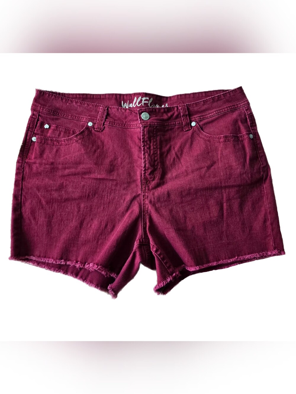 WallFlower Burgundy Frayed Hem Denim Shorts NWOT - Size 18